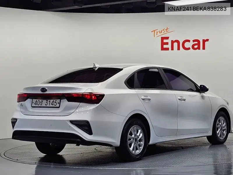 2019 KIA K3 VIN KNAF241BEKA838283 — фото 2