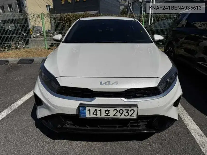 KIA K3 2021, VIN KNAF241BENA935613