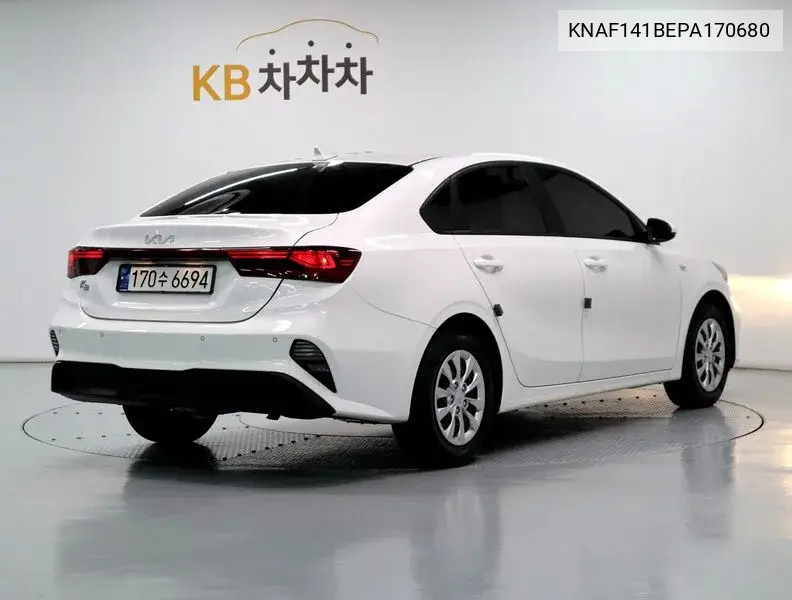 KIA K3 2023, VIN KNAF141BEPA170680
