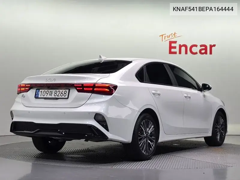 2023 KIA K3 VIN KNAF541BEPA164444 — фото 2