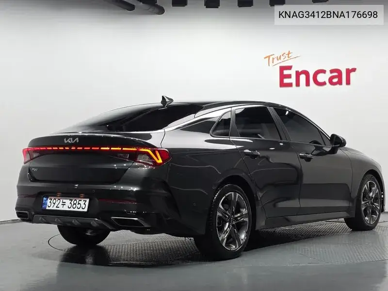 KIA K5 2022, VIN KNAG3412BNA176698