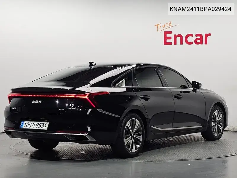 2022 KIA K8 VIN KNAM2411BPA029424 — фото 2