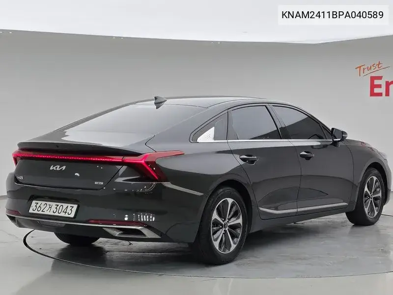 2022 KIA K8 VIN KNAM2411BPA040589 — фото 2