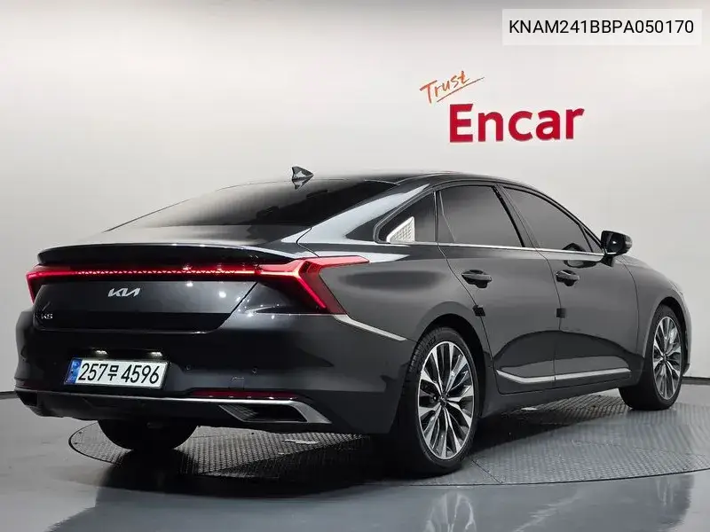 2023 KIA K8 VIN KNAM241BBPA050170 — фото 2