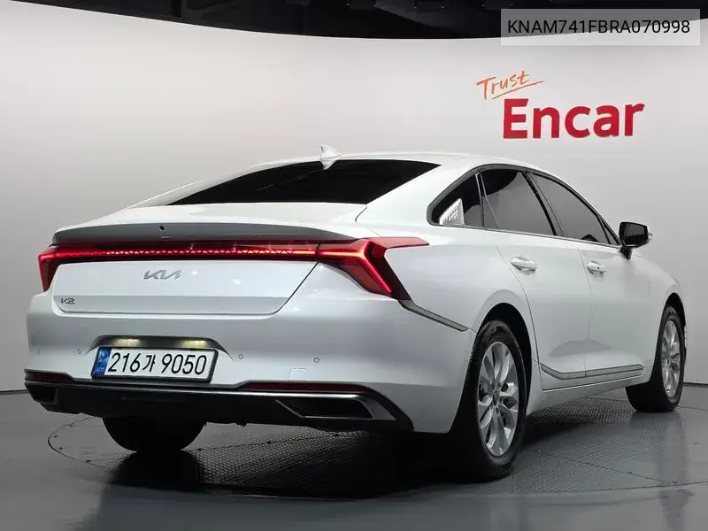 2024 KIA K8 VIN KNAM741FBRA070998 — фото 2