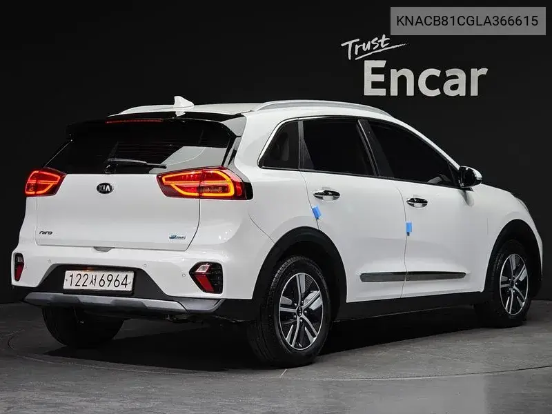 2019 KIA NIRO VIN KNACB81CGLA366615 — фото 2