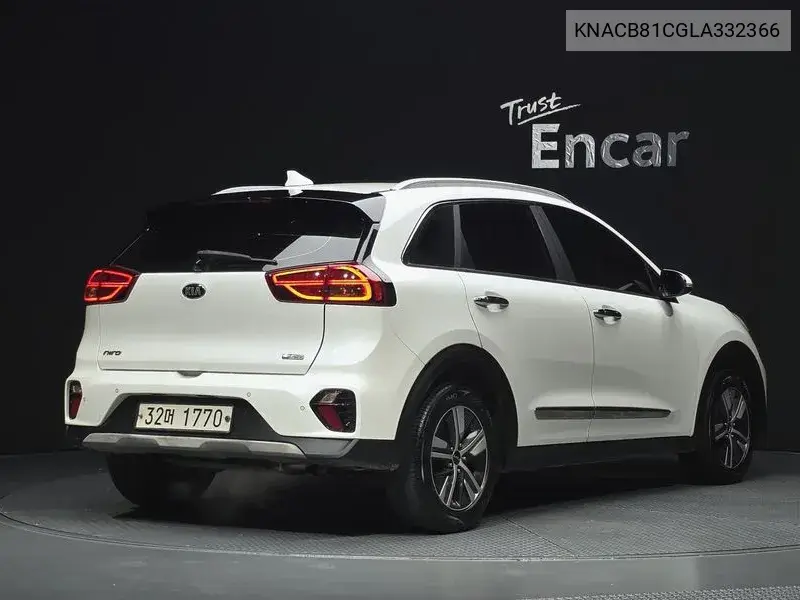 2019 KIA NIRO VIN KNACB81CGLA332366 — фото 2