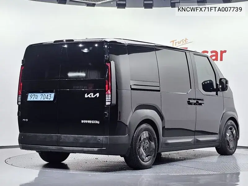  PV5
