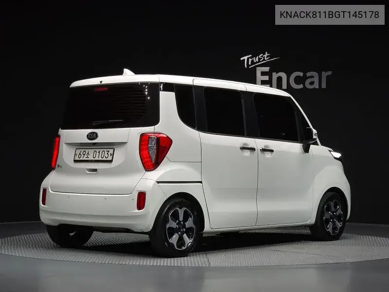 2016 KIA RAY VIN KNACK811BGT145178 — фото 2