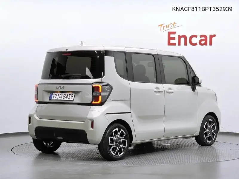 2023 KIA RAY VIN KNACF811BPT352939 — фото 2