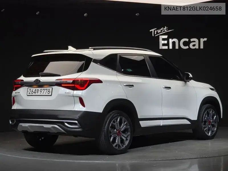 2019 KIA SELTOS VIN KNAET812GLK024658 — фото 2