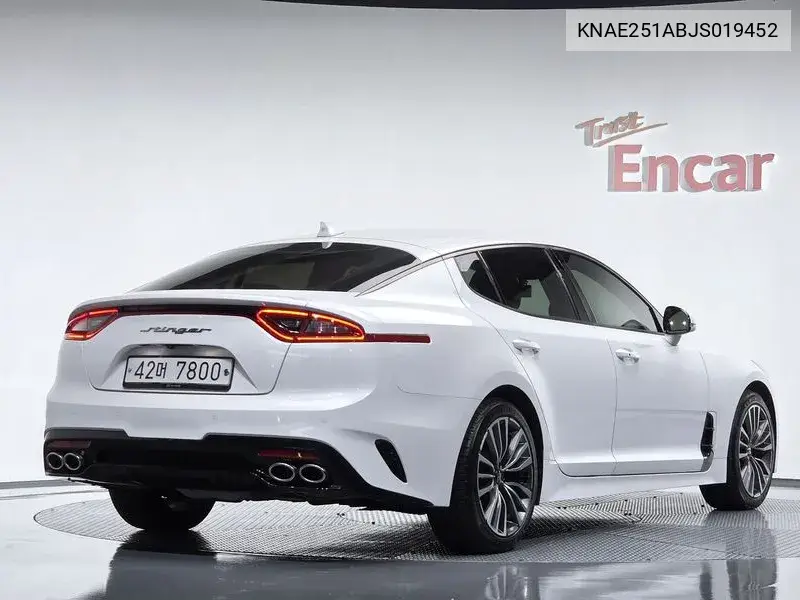 2018 KIA STINGER VIN KNAE251ABJS019452 — фото 2