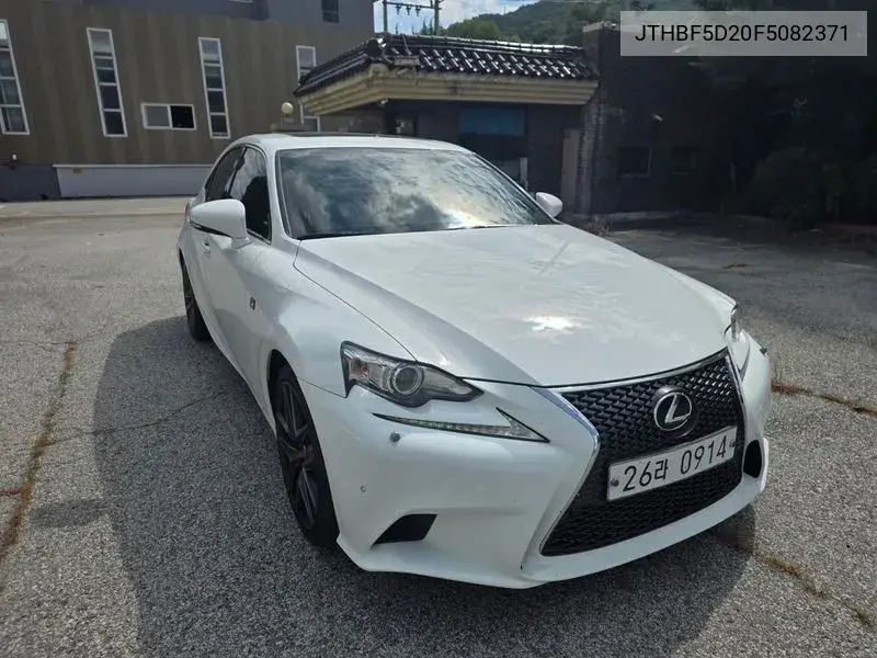 LEXUS IS 2015, VIN JTHBF5D20F5082371