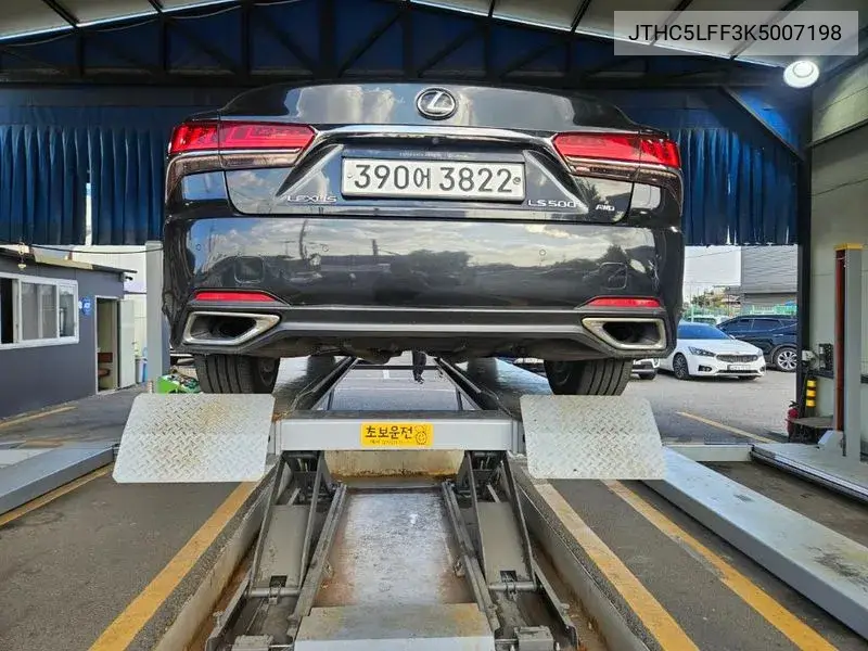 2019 LEXUS LS VIN JTHC5LFF3K5007198 — фото 2