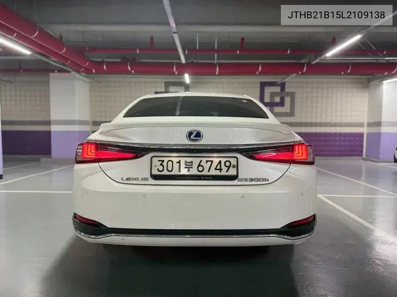 2020 LEXUS ES VIN JTHB21B15L2109138 — фото 2
