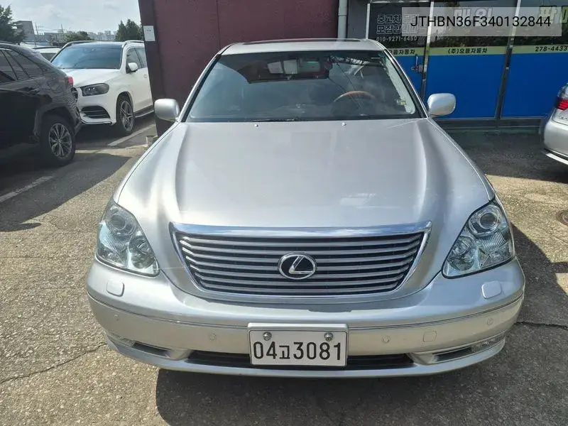LEXUS LS 2003, VIN JTHBN36F340132844