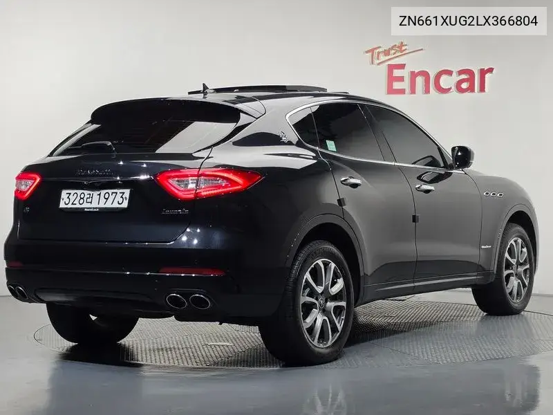 2020 MASERATI LEVANTE VIN ZN661XUG2LX366804 — фото 2