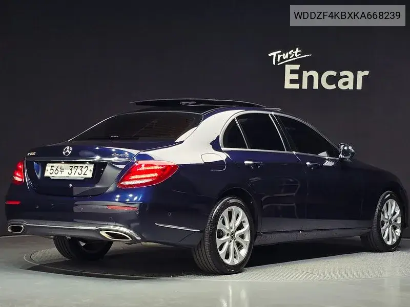 2019 MERCEDES E-KLASSE VIN WDDZF4KBXKA668239 — фото 2