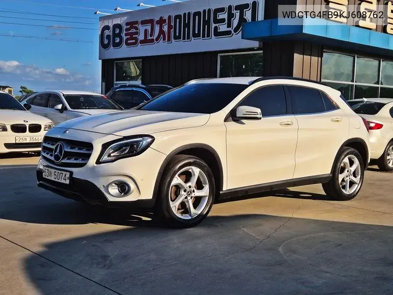 MERCEDES N/A 2019, VIN WDCTG4FB9KJ608762