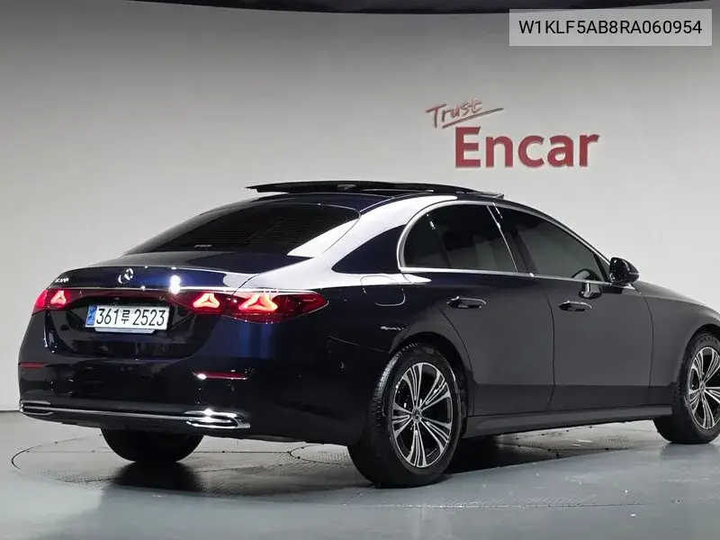 MERCEDES N/A 2024, VIN W1KLF5AB8RA060954