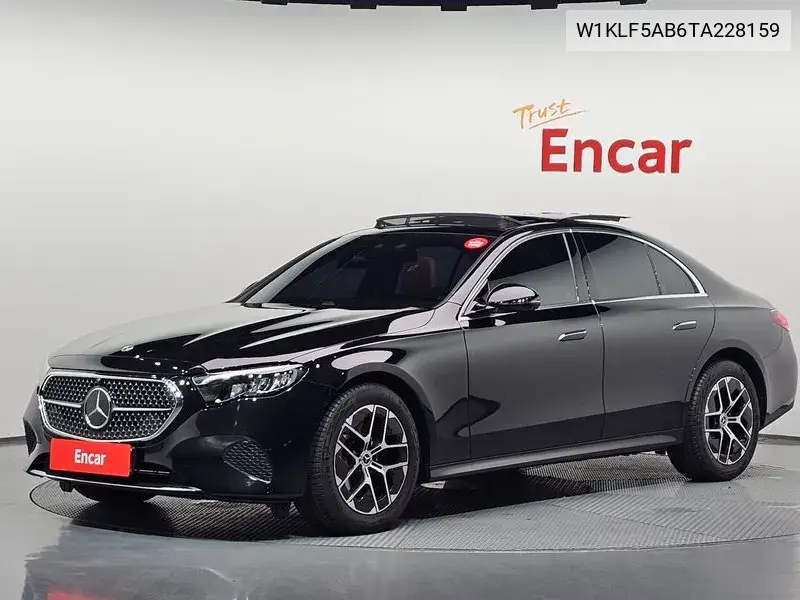 MERCEDES N/A 2025, VIN W1KLF5AB6TA228159