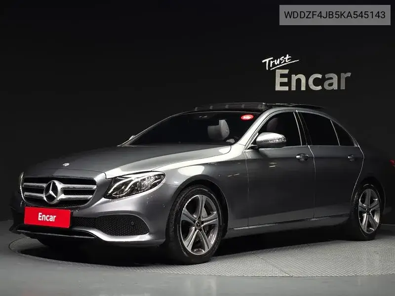 MERCEDES E-KLASSE 2018, VIN WDDZF4JB5KA545143
