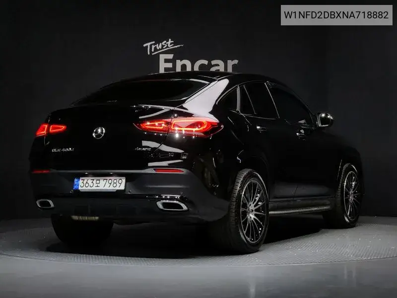  GLE