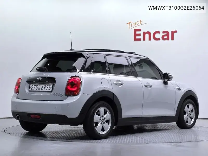 MINI N/A 2016, VIN WMWXT3100G2E26064