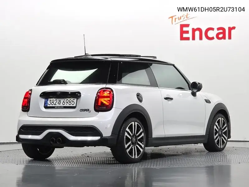 MINI N/A 2023, VIN WMW61DH05R2U73104