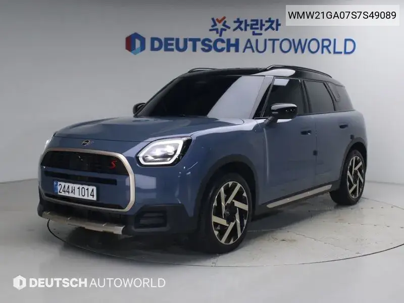 MINI N/A 2025, VIN WMW21GA07S7S49089