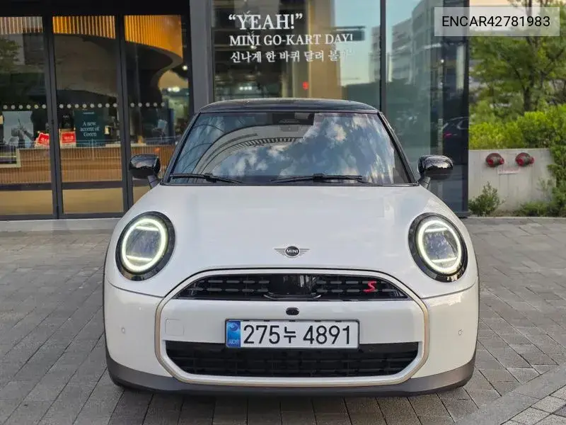 MINI N/A 2026, VIN N/A
