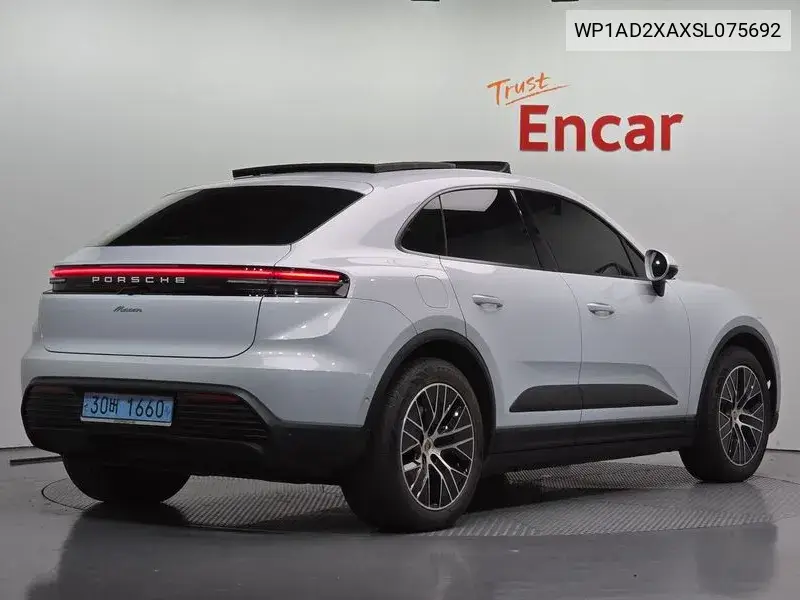 PORSCHE MACAN 2025, VIN WP1AD2XAXSL075692