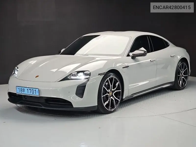 PORSCHE TAYCAN 2023, VIN N/A