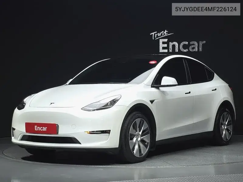 TESLA MODEL Y 2021, VIN 5YJYGDEE4MF226124