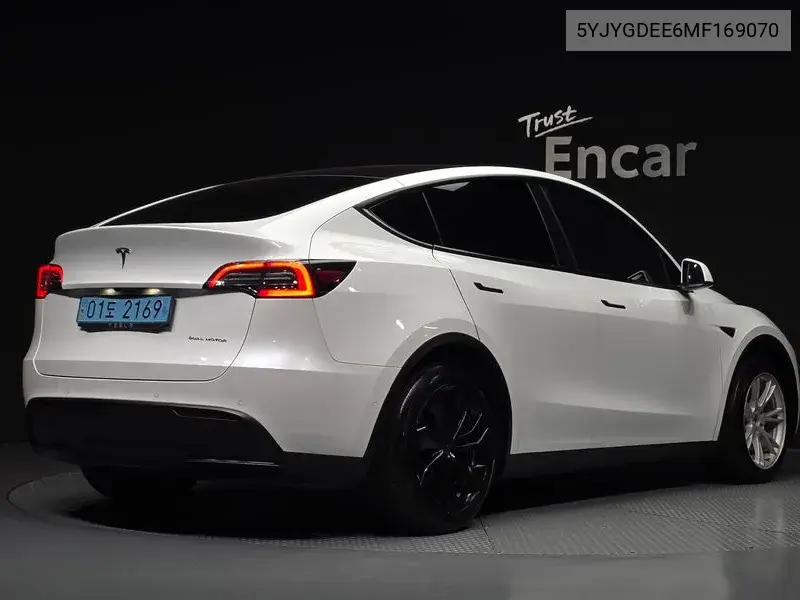 2021 TESLA MODEL Y VIN 5YJYGDEE6MF169070 — фото 2
