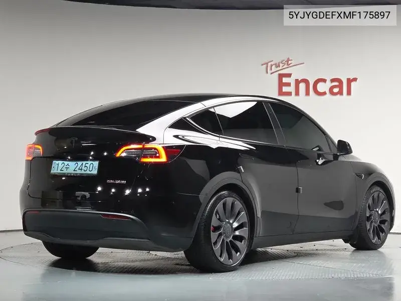 TESLA MODEL Y 2021, VIN 5YJYGDEFXMF175897