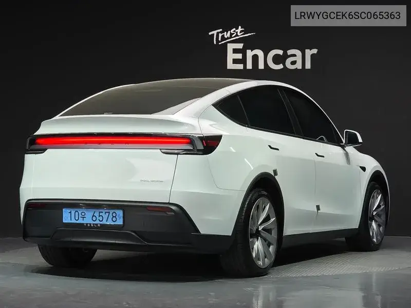 2025 TESLA MODEL Y VIN LRWYGCEK6SC065363 — фото 2