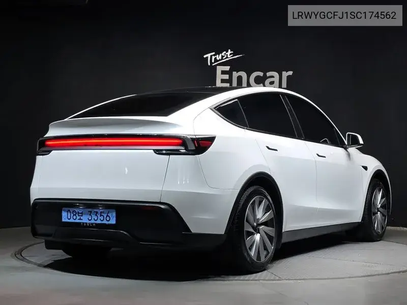 2025 TESLA MODEL Y VIN LRWYGCFJ1SC174562 — фото 2