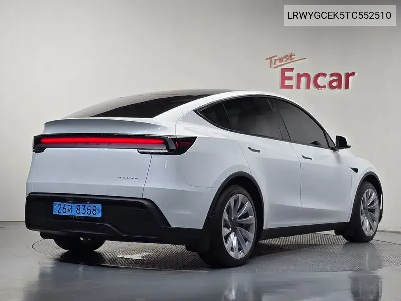 TESLA MODEL Y 2026, VIN LRWYGCEK5TC552510