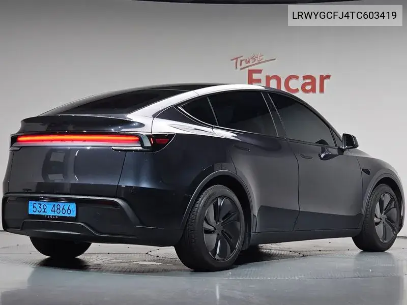 TESLA MODEL Y 2026, VIN LRWYGCFJ4TC603419
