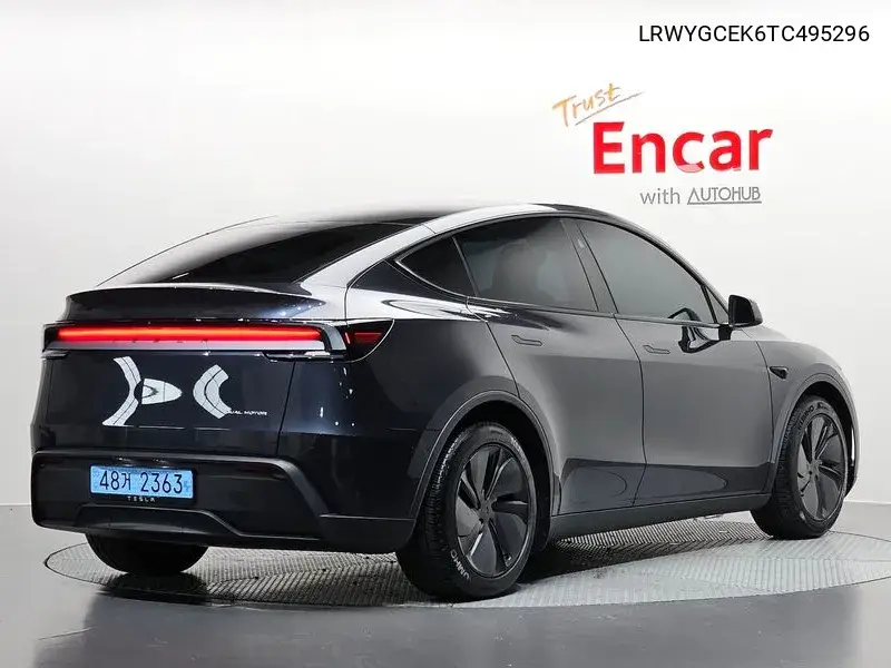 TESLA MODEL Y 2026, VIN LRWYGCEK6TC495296