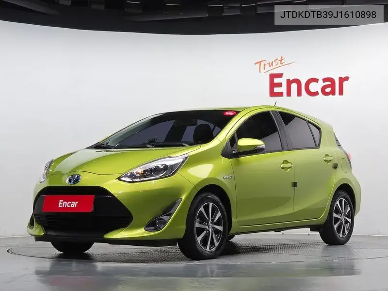TOYOTA PRIUS C 2018, VIN JTDKDTB39J1610898