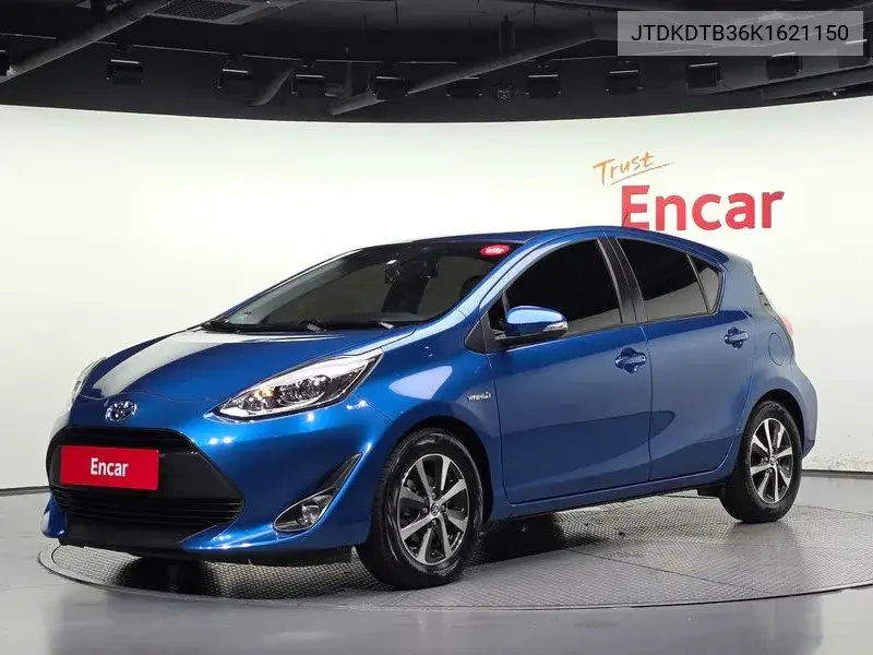 TOYOTA PRIUS C 2018, VIN JTDKDTB36K1621150