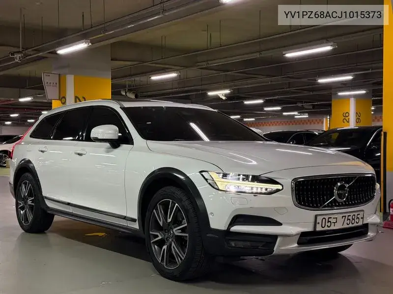 VOLVO N/A 2017, VIN YV1PZ68ACJ1015373