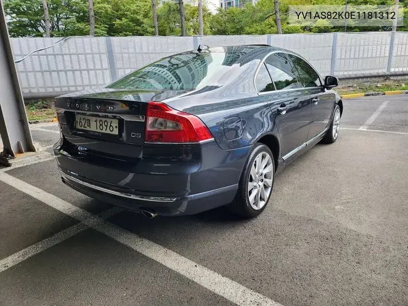 2014 VOLVO S80 VIN YV1AS82K0E1181312 — фото 2