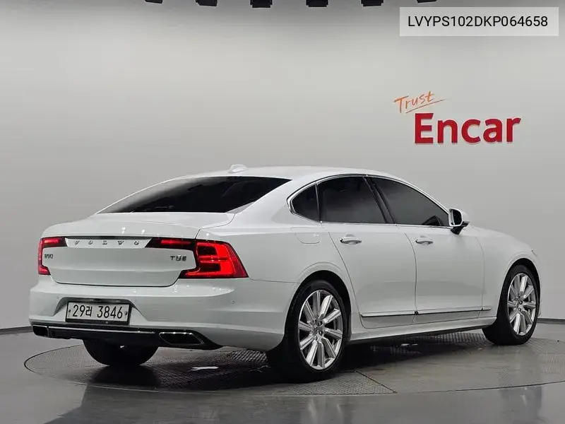 VOLVO S90 2019, VIN LVYPS102DKP064658