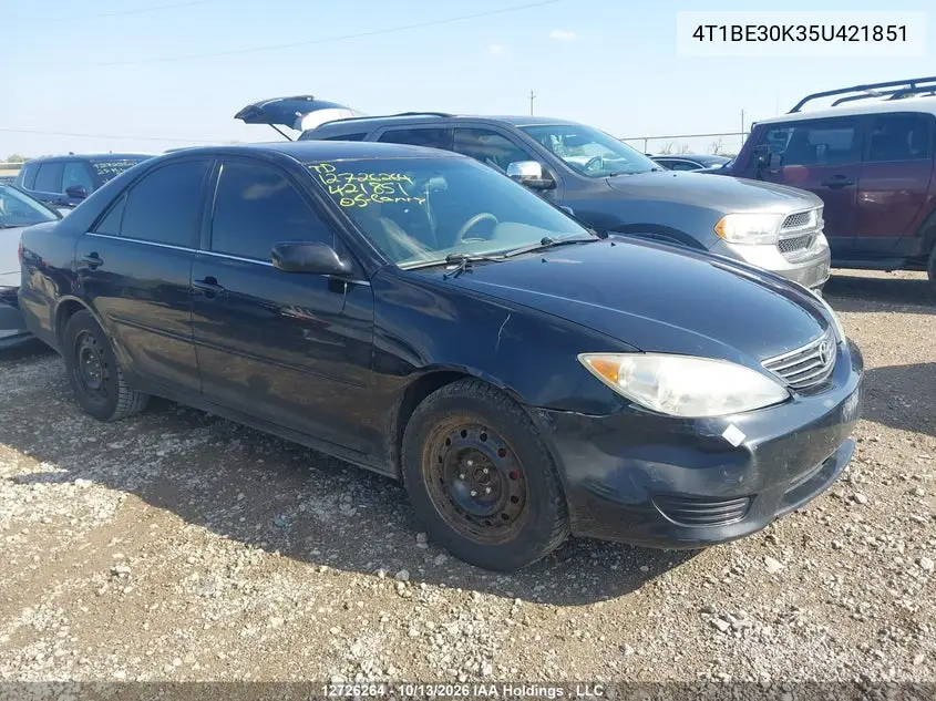 TOYOTA CAMRY 2005, VIN 4T1BE30K35U421851