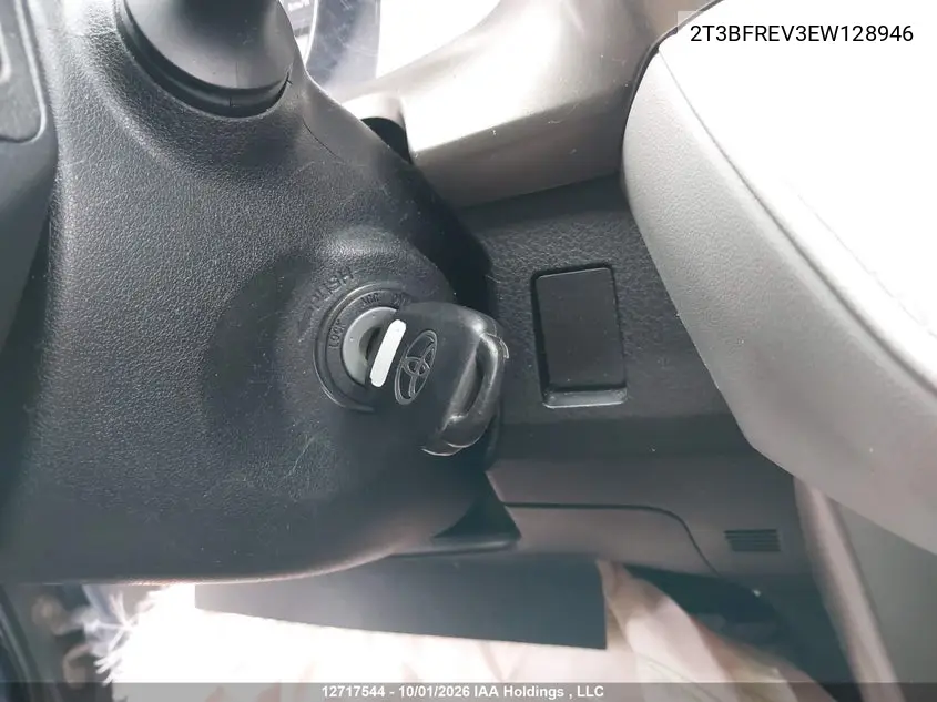 2014 TOYOTA RAV 4 VIN 2T3BFREV3EW128946 — фото 11