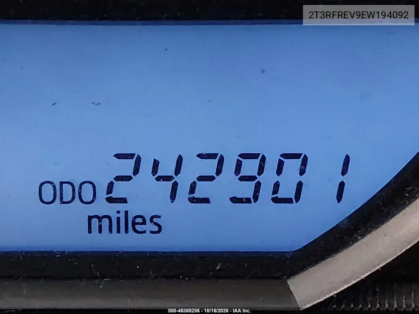 2014 TOYOTA RAV 4 VIN 2T3RFREV9EW194092 — фото 15