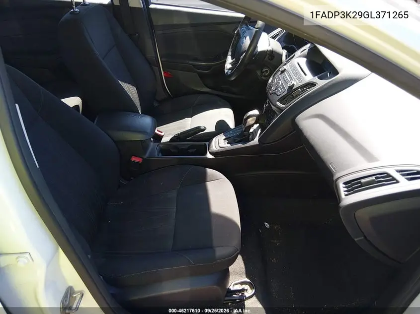 2016 FORD FOCUS VIN 1FADP3K29GL371265 — фото 5